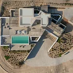 Vila Avera - Brand New With Private Pools And Outdoor Cinema Páros