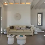Avera - Brand New With Private Pools And Outdoor Cinema *