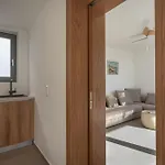 Avera - Brand New With Private Pools And Outdoor Cinema Páros