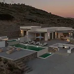 Avera - Brand New With Private Pools And Outdoor Cinema