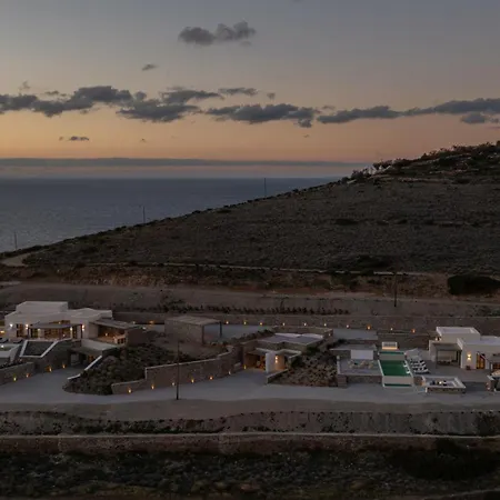 Avera - Brand New With Private Pools And Outdoor Cinema Parikia (Paros)