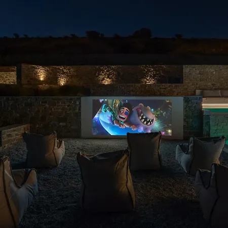 Avera - Brand New With Private Pools And Outdoor Cinema Villa