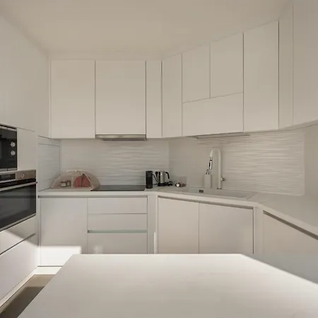 Avera - Brand New With Private Pools And Outdoor Cinema Villa *