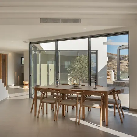 Avera - Brand New With Private Pools And Outdoor Cinema * Parikia (Paros)