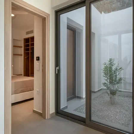 Avera - Brand New With Private Pools And Outdoor Cinema Parikia (Paros)