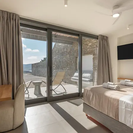 Avera - Brand New With Private Pools And Outdoor Cinema Villa
