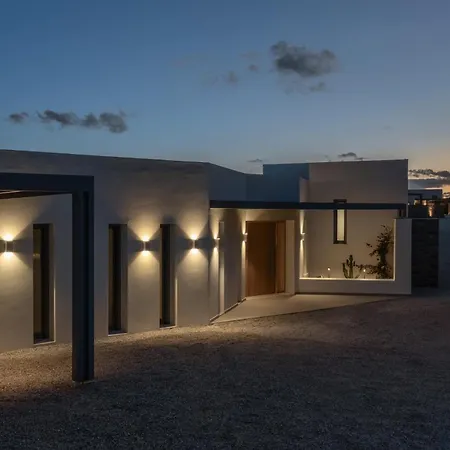 Villa Avera - Brand New With Private Pools And Outdoor Cinema