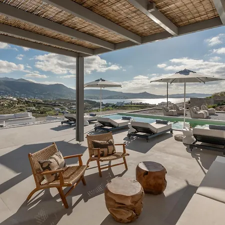 Villa Avera - Brand New With Private Pools And Outdoor Cinema