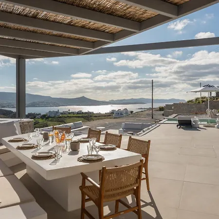 Avera - Brand New With Private Pools And Outdoor Cinema