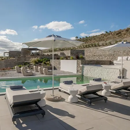 Avera - Brand New With Private Pools And Outdoor Cinema Villa