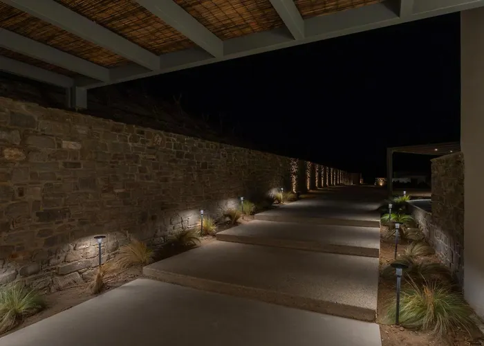 Avera - Brand New With Private Pools And Outdoor Cinema Páros