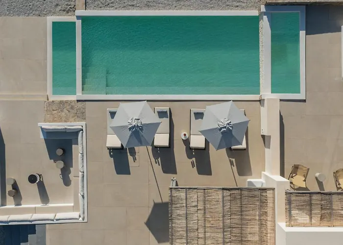 Avera - Brand New With Private Pools And Outdoor Cinema Páros